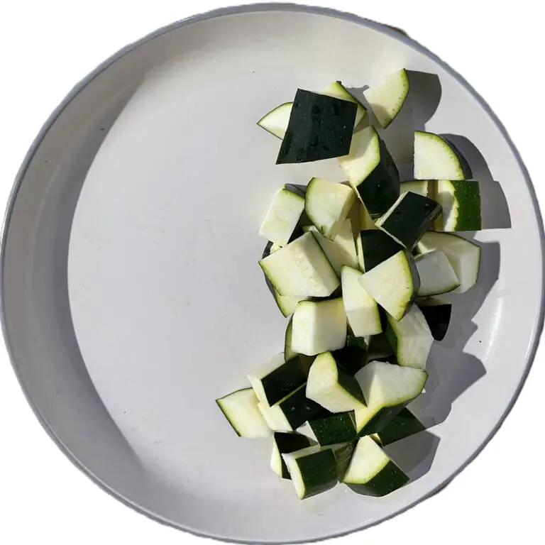 COURGETTE CHUNKY Prepared 1Kg bag | Collins Fresh